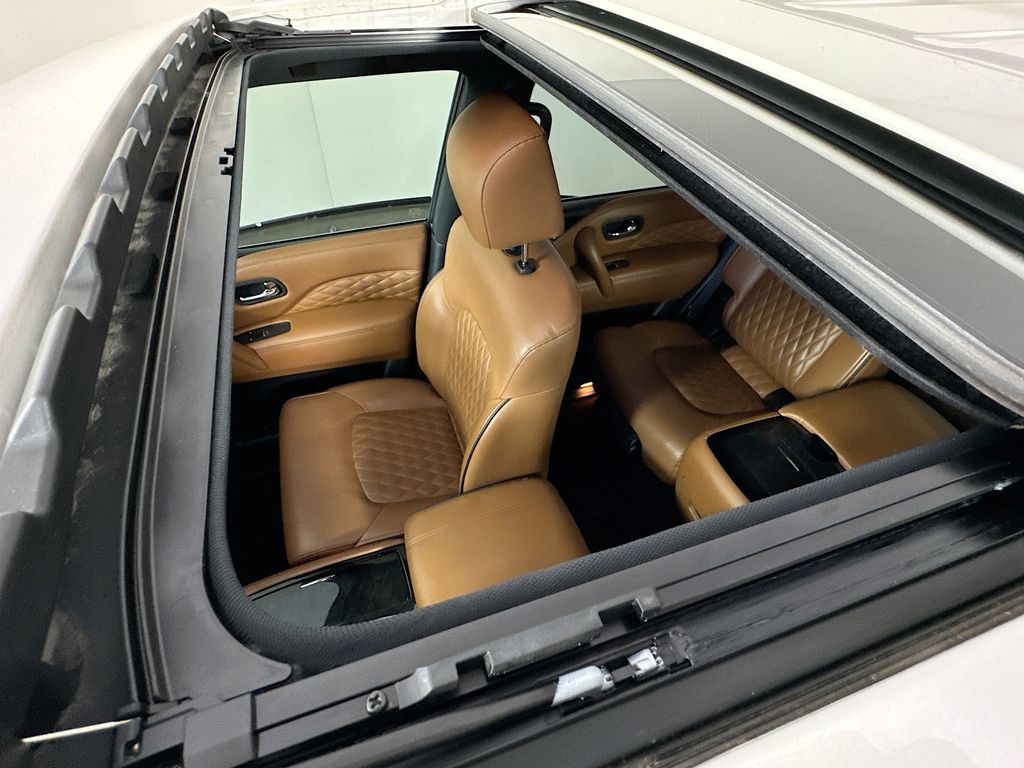 2021 Infiniti QX80 Sensory photo 23