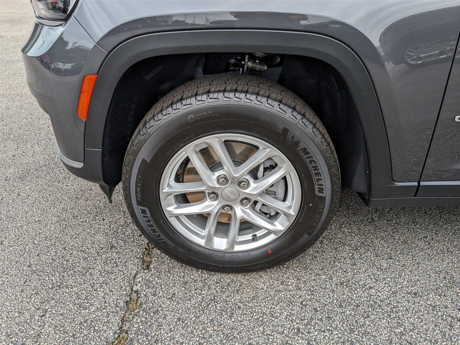 2025 Jeep Grand Cherokee Laredo X photo 19