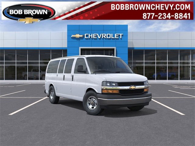2025 Chevrolet Express Passenger LT's photo