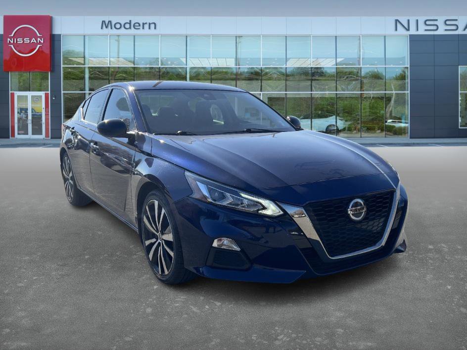 2022 Nissan Altima 2.5 SR photo 3