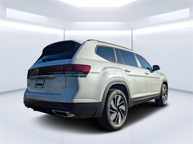 2026 Volkswagen Atlas SE Technology photo 3