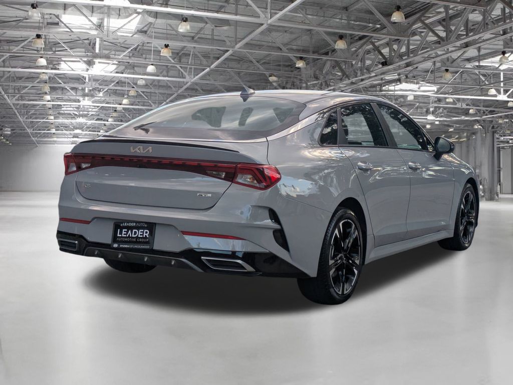 2024 Kia K5 GT-Line photo 5