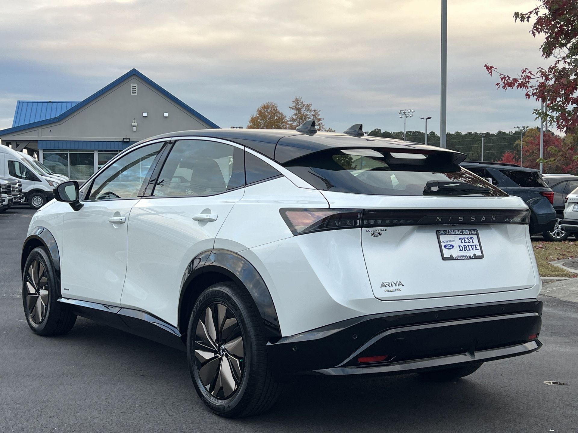 2023 Nissan ARIYA Premiere photo 3