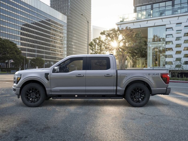 2025 Ford F-150 Lariat photo 4