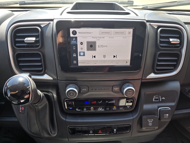 2025 Ram ProMaster 1500 SLT photo 18