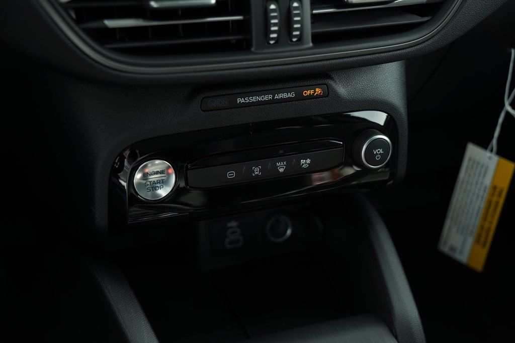 2024 Ford Escape SEL Plug-In Hybrid photo 18