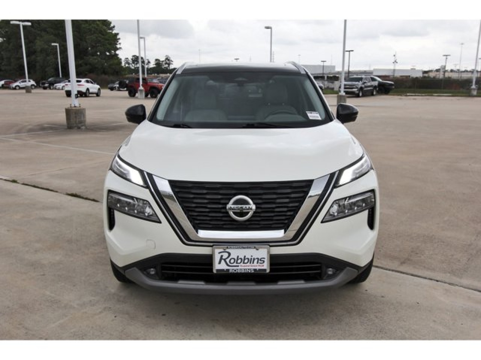 2021 Nissan Rogue SL White at TX Auto Group