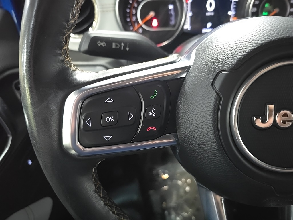 2023 Jeep Wrangler Altitude photo 19