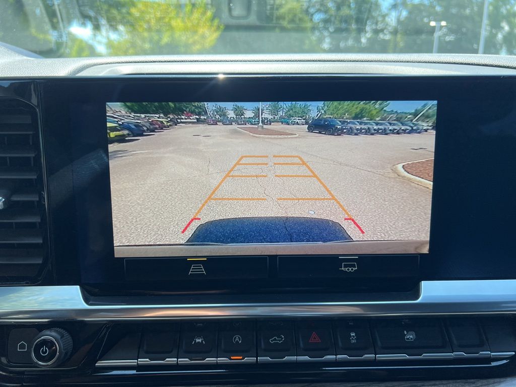 2023 Chevrolet Silverado 1500 LT photo 13