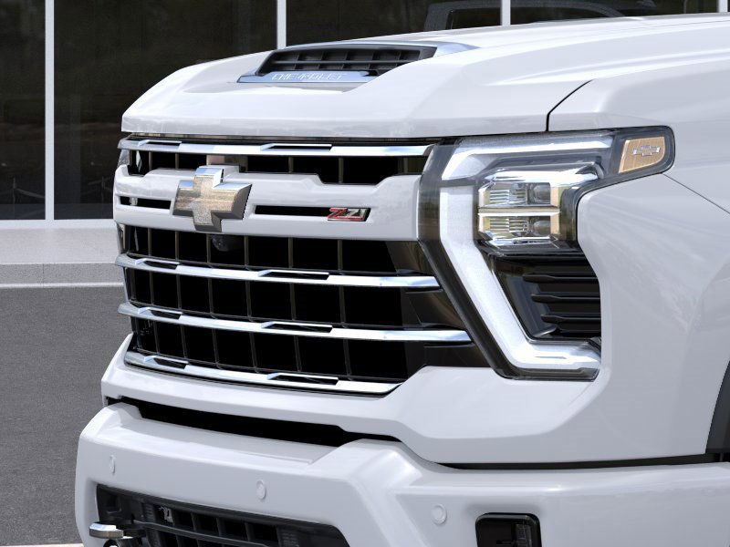 2025 Chevrolet Silverado 2500HD LTZ photo 13
