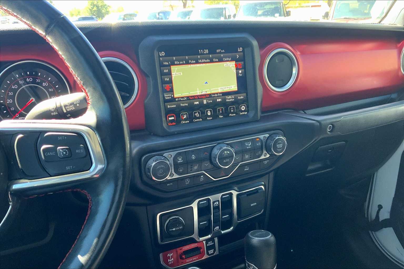2021 Jeep Gladiator Rubicon photo 6