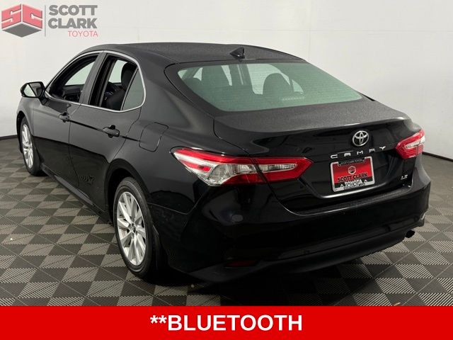 2019 Toyota Camry LE photo 5