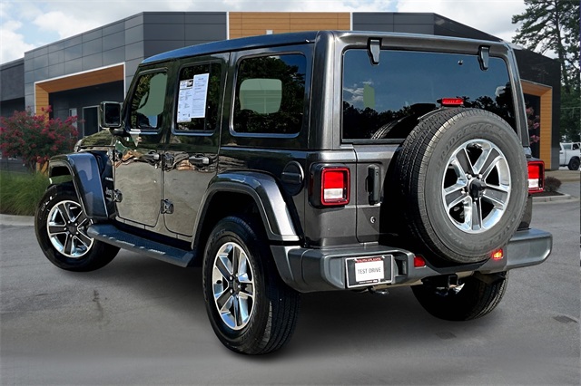 2018 Jeep Wrangler Unlimited Sahara photo 3
