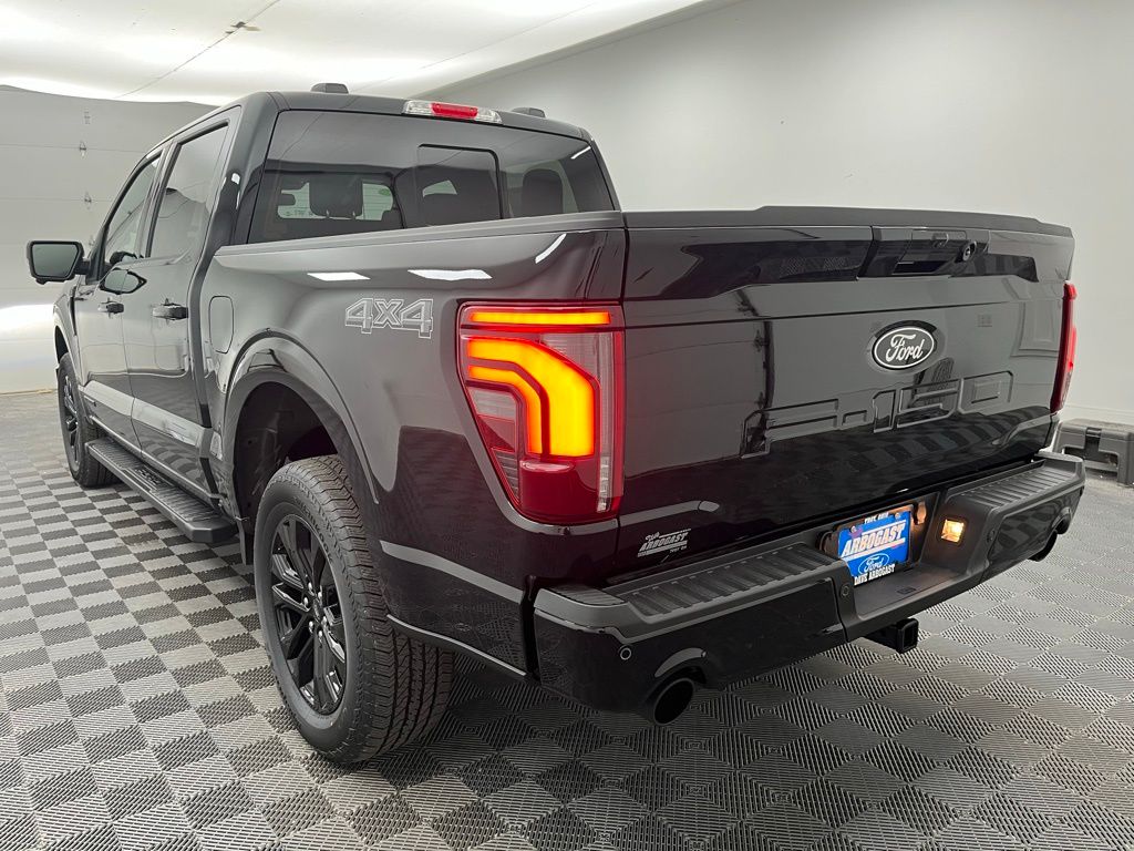 2025 Ford F-150 Lariat photo 11