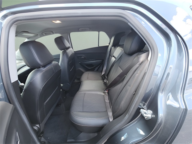 2022 Chevrolet Trax LT photo 13