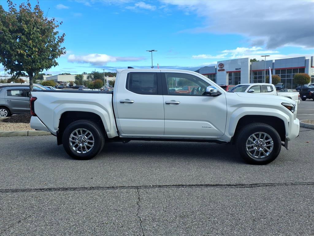 2025 Toyota Tacoma Limited photo 3