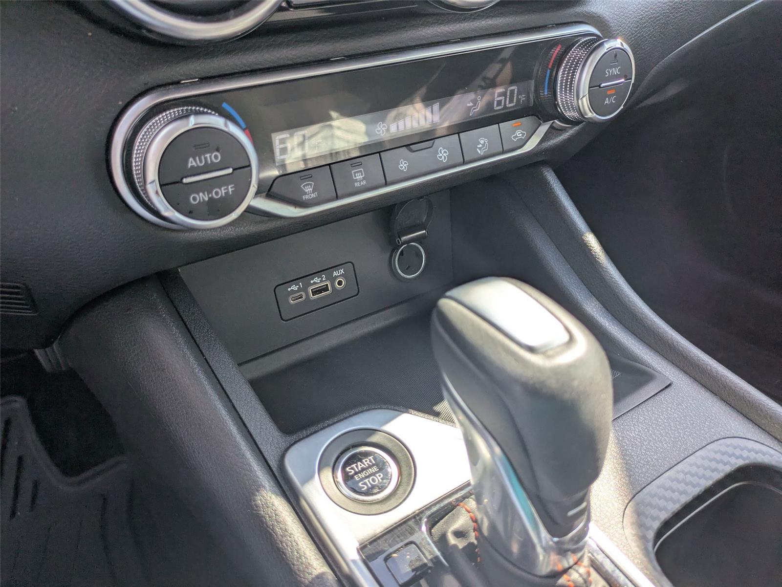 2023 Nissan Sentra SR photo 19