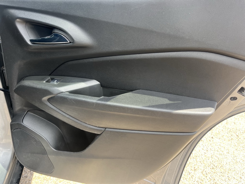 2024 Chevrolet Trax photo 16