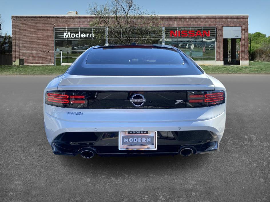 2024 Nissan Z Performance photo 3