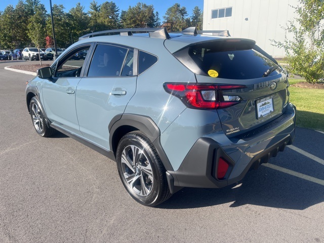2024 Subaru Crosstrek Premium photo 2