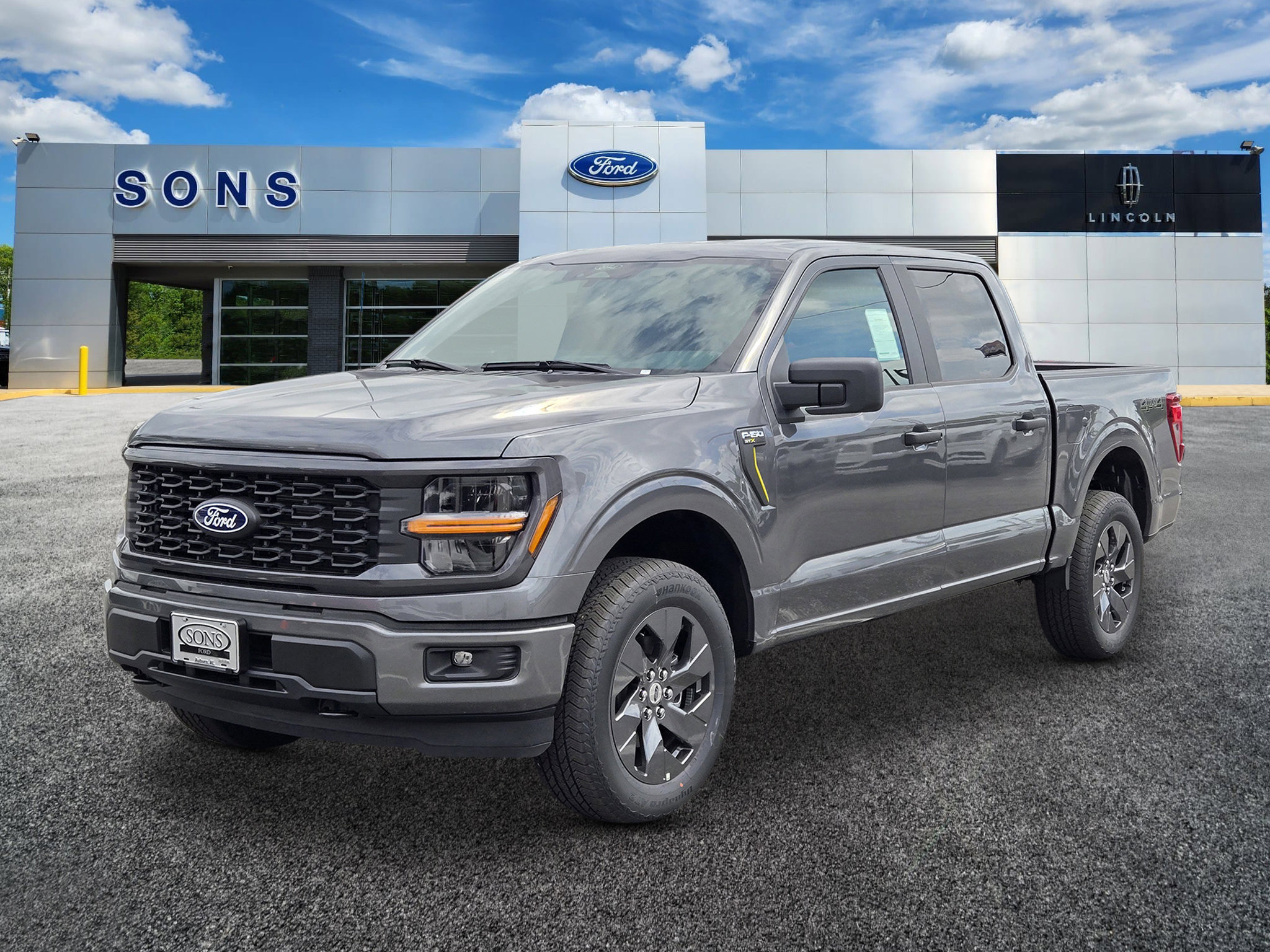 2025 Ford F-150 STX's photo