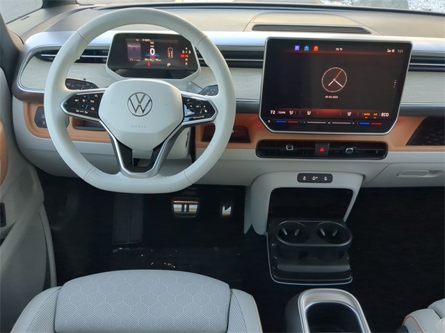 2025 Volkswagen ID. Buzz Pro Plus photo 14