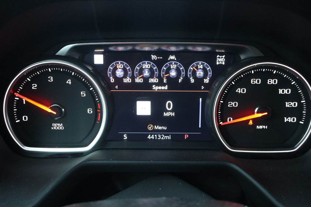 2021 Chevrolet Suburban High Country photo 20