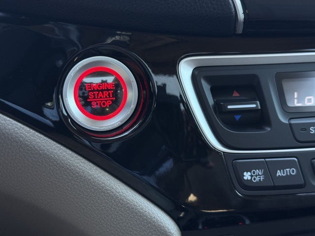 2019 Honda Pilot Elite photo 34