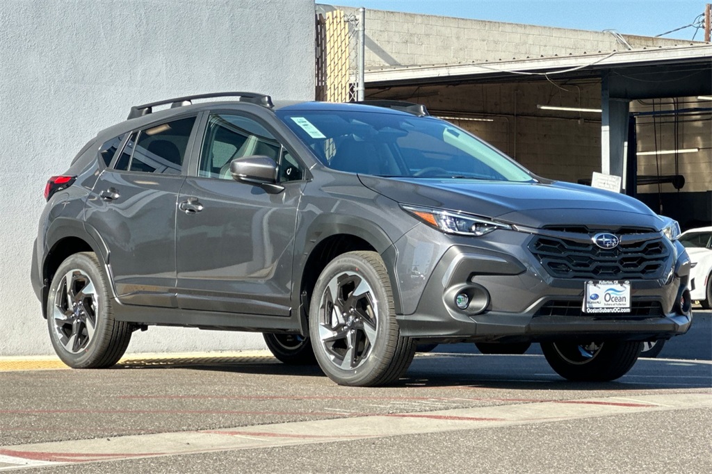 2025 Subaru Crosstrek Limited photo 2
