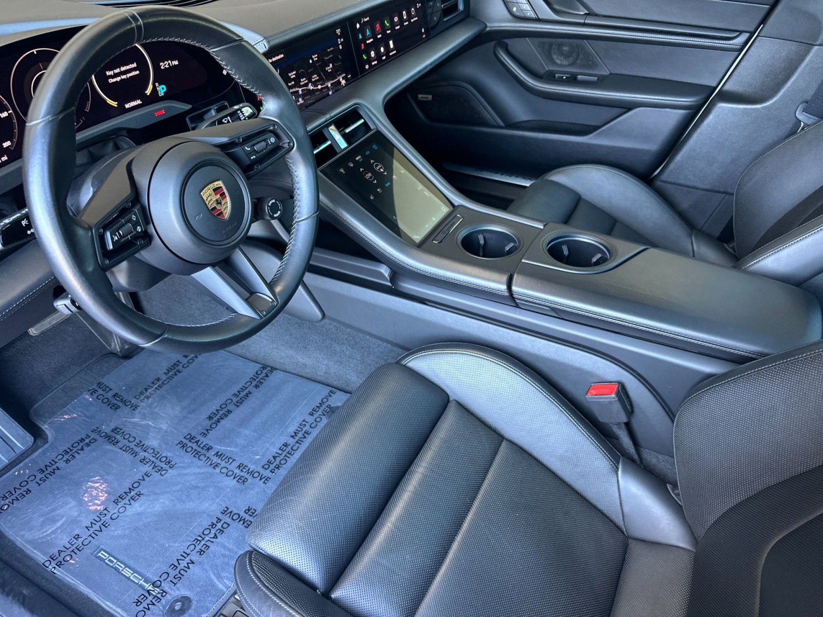 2022 Porsche Taycan 4S photo 4