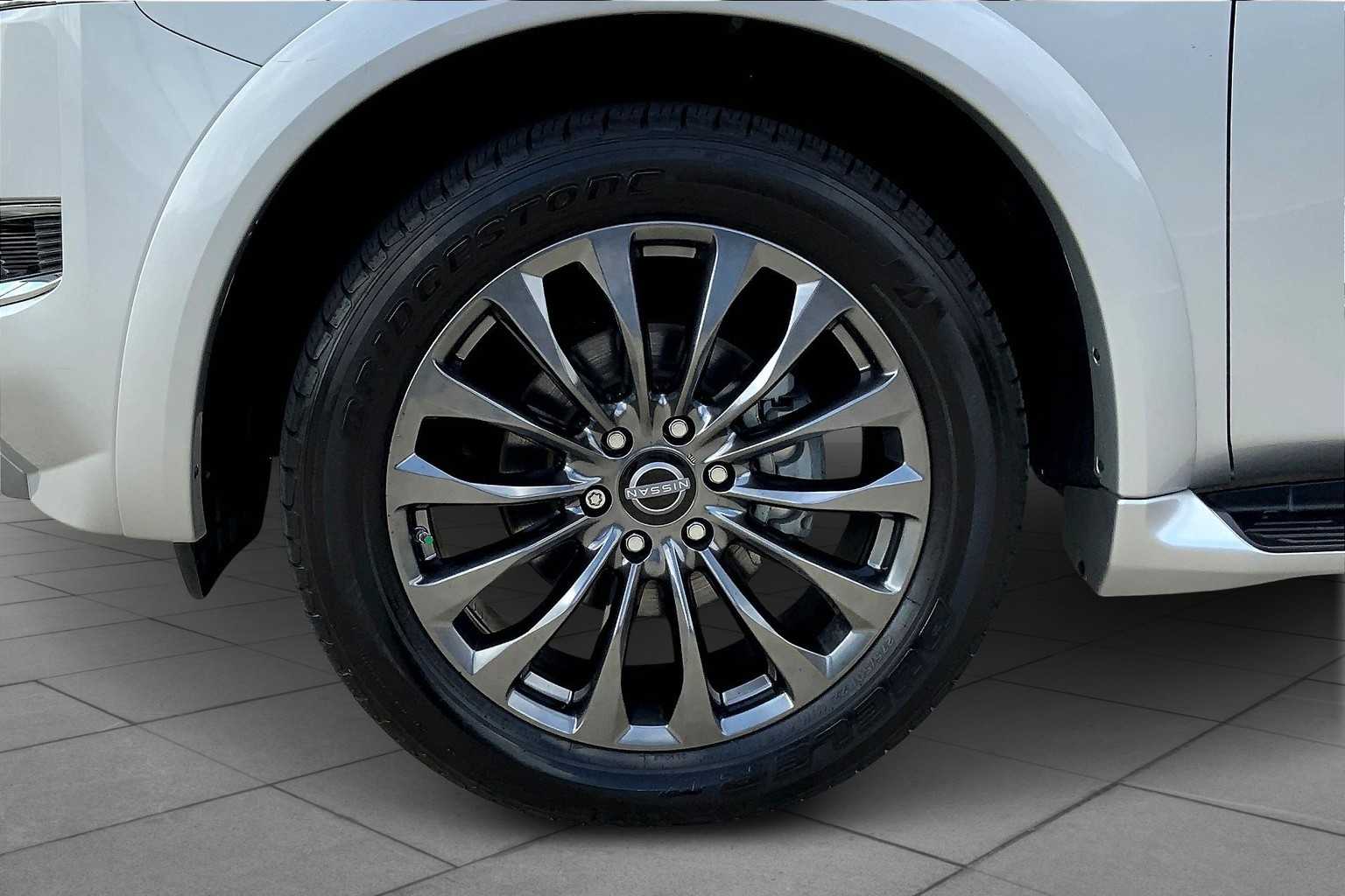 2021 Nissan Armada Platinum photo 10