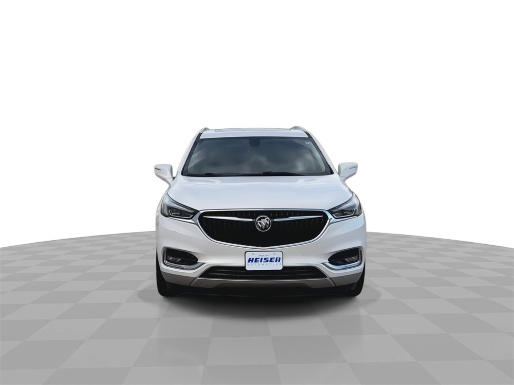 2018 Buick Enclave Essence photo 3