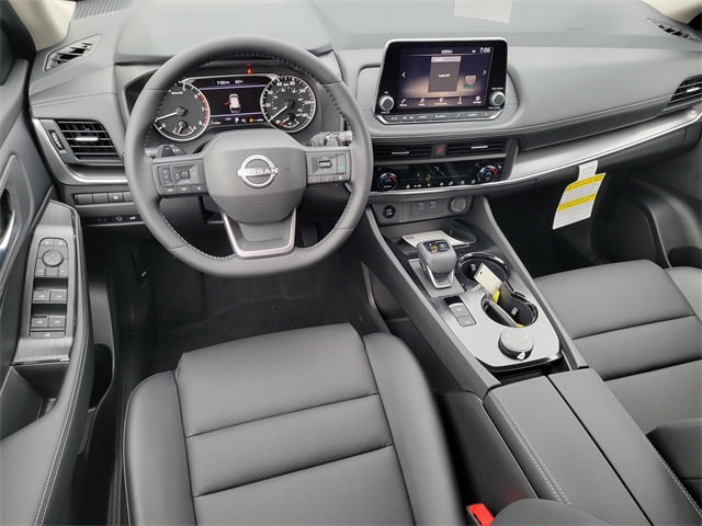 2026 Nissan Rogue SV photo 24