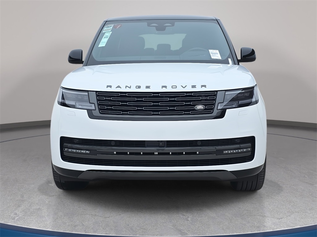 2025 Land Rover Range Rover SE photo 2