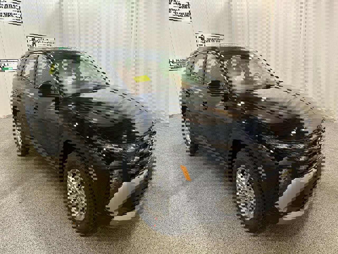 2026 Hyundai Tucson SE photo 3