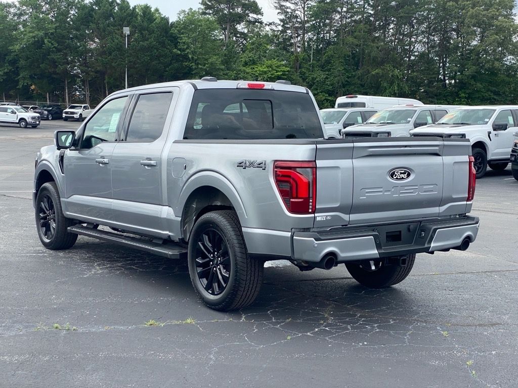 2025 Ford F-150 Lariat photo 4