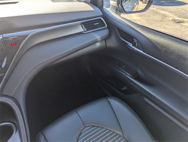2023 Toyota Camry SE photo 14