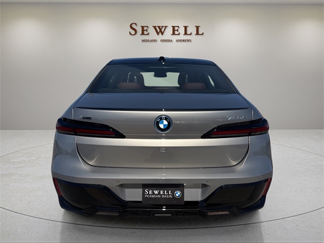 2025 Bmw 750e 750e xDrive photo 4