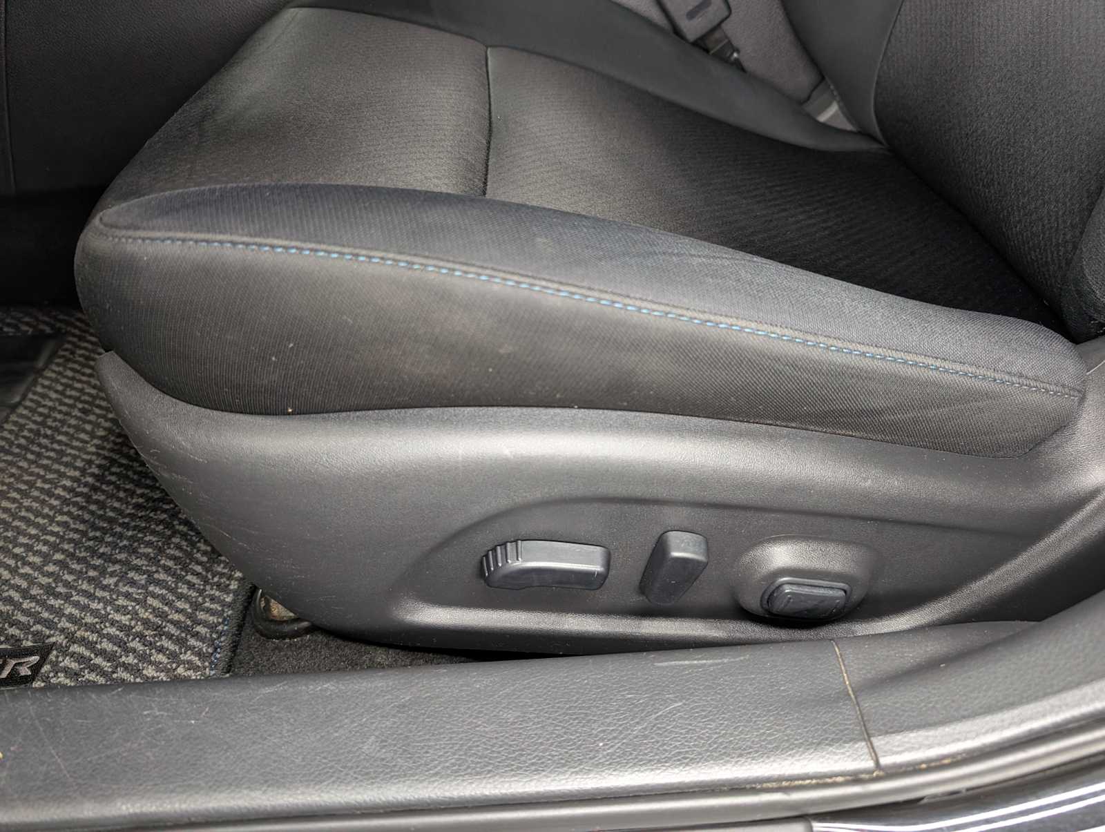 2016 Nissan Altima 2.5 SR photo 34