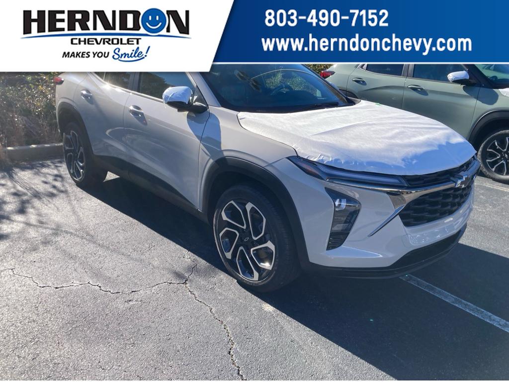 2026 Chevrolet Trax RS's photo