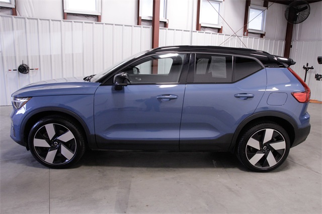 Used 2024 Volvo XC40 Plus with VIN YV4ER3XL7R2240562 for sale in Schenectady, NY