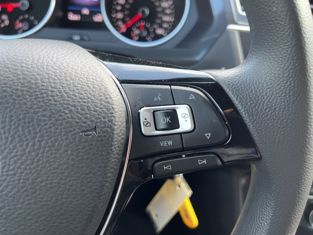 2021 Volkswagen Tiguan S photo 22
