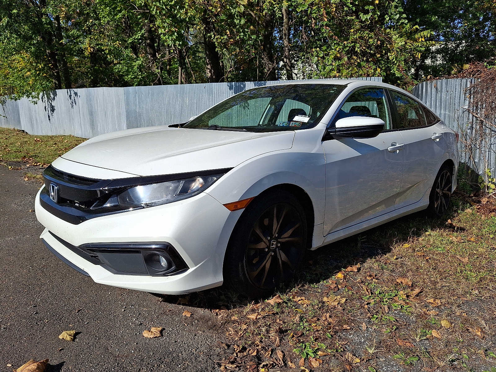 2019 Honda Civic Sport photo 3