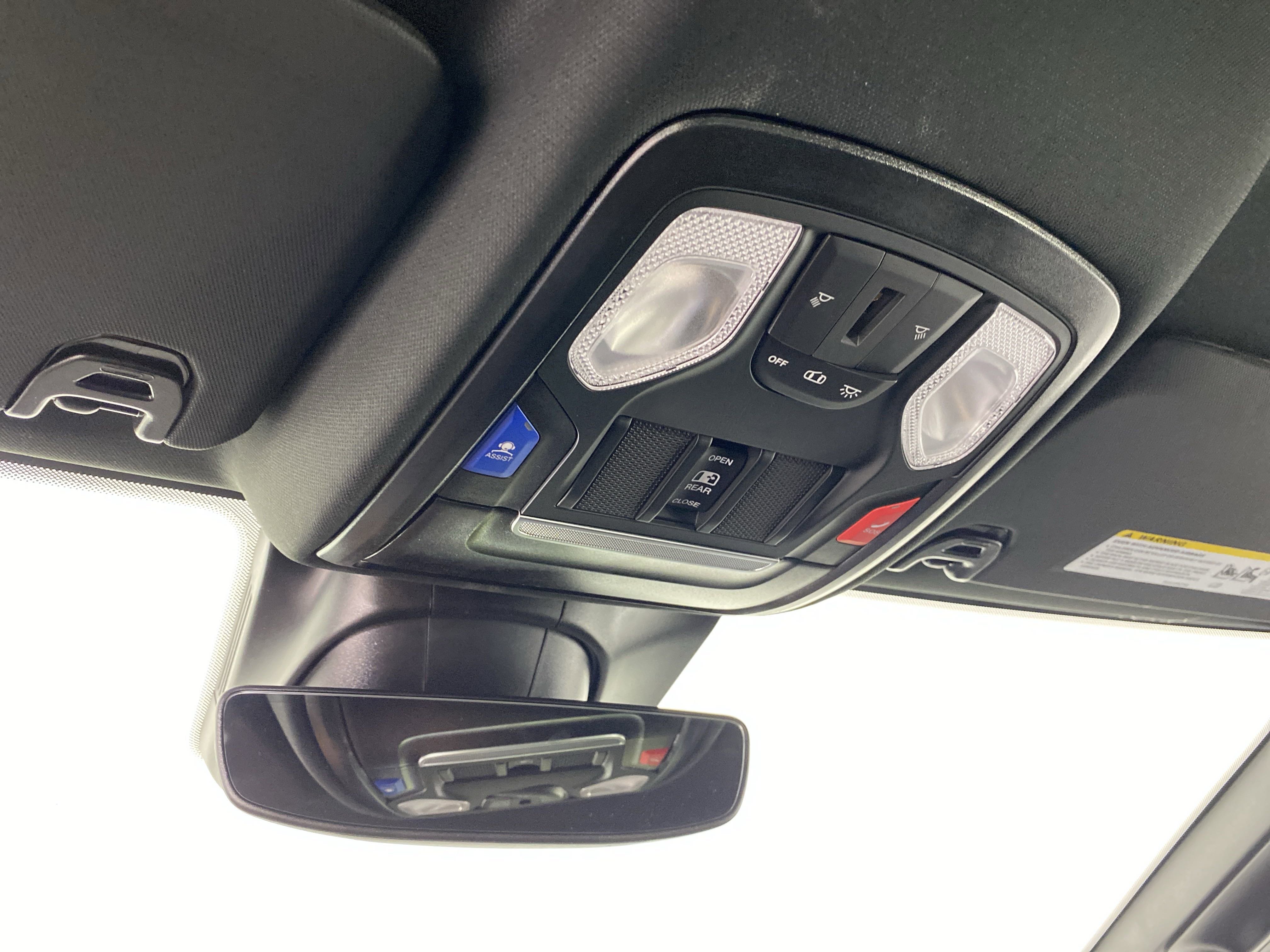 2025 Ram 3500 Tradesman photo 3