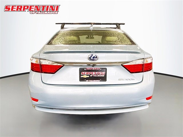 2014 Lexus ES 300h photo 6