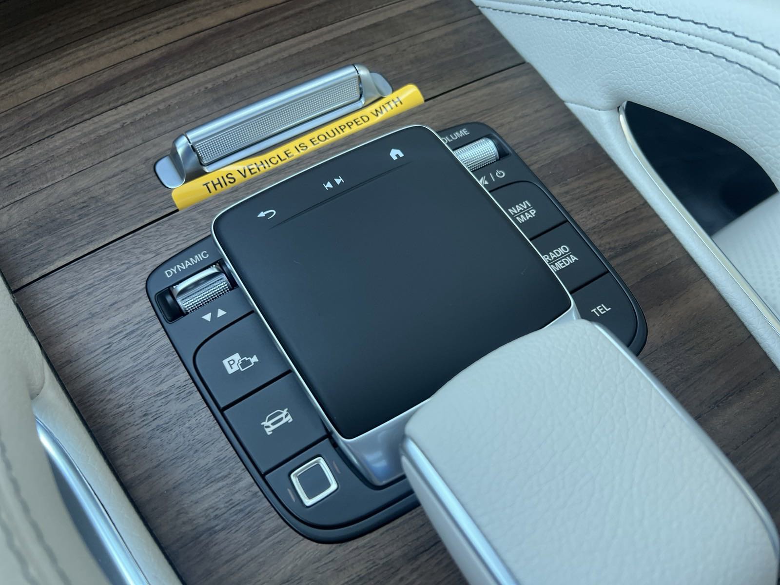 2025 Mercedes Benz GLE 350 photo 38