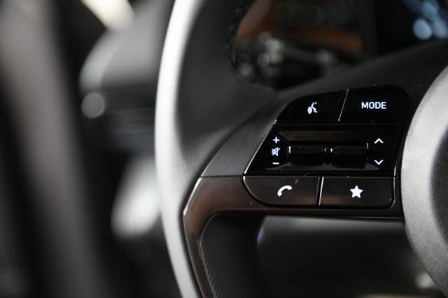 2025 Hyundai Elantra Hybrid SEL Sport photo 4