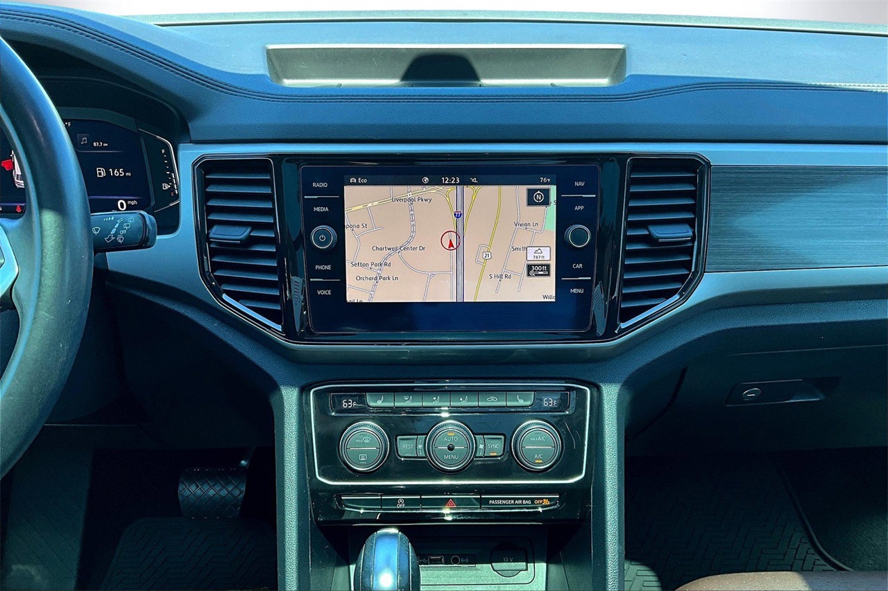 2021 Volkswagen Atlas SEL photo 11