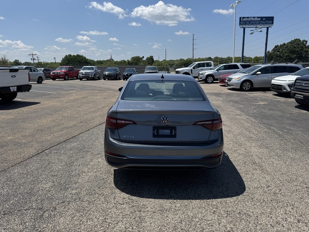 2024 Volkswagen Jetta 1.5T Sport photo 6