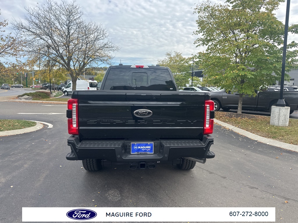 2026 Ford F-250 XLT photo 5